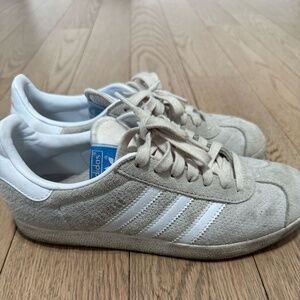 Adidas Gazelle Sneakers in Ivory/White